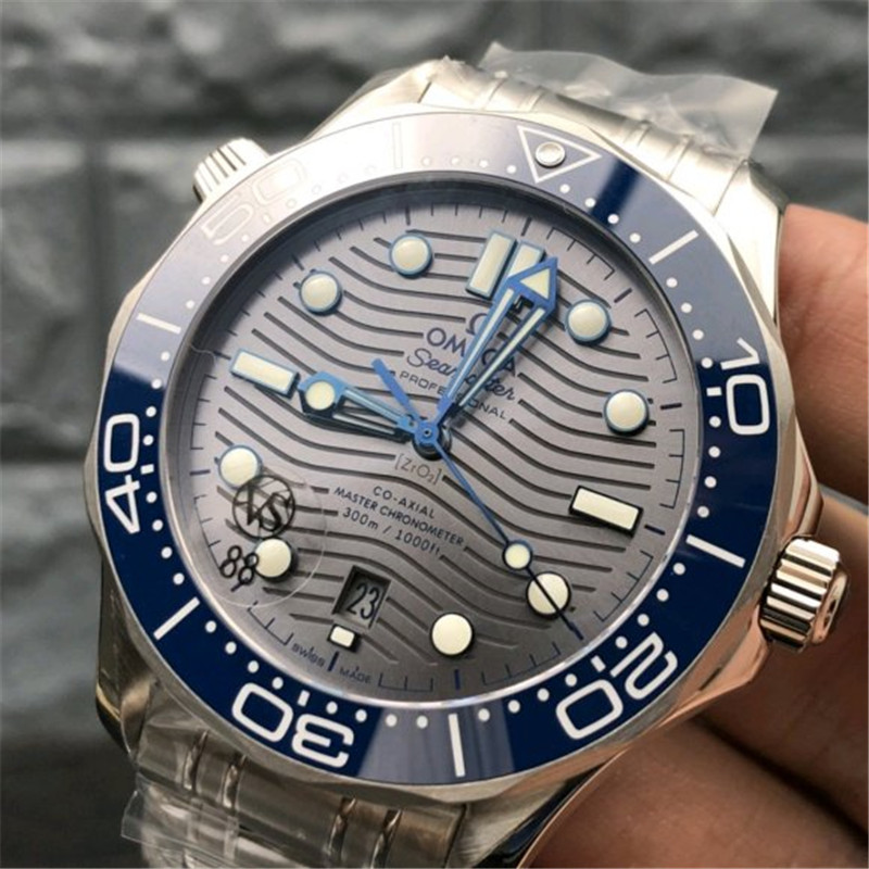 VS廠歐米茄海馬300對(duì)比正品評(píng)測(cè)(vs海馬真假對(duì)比有破綻嗎）