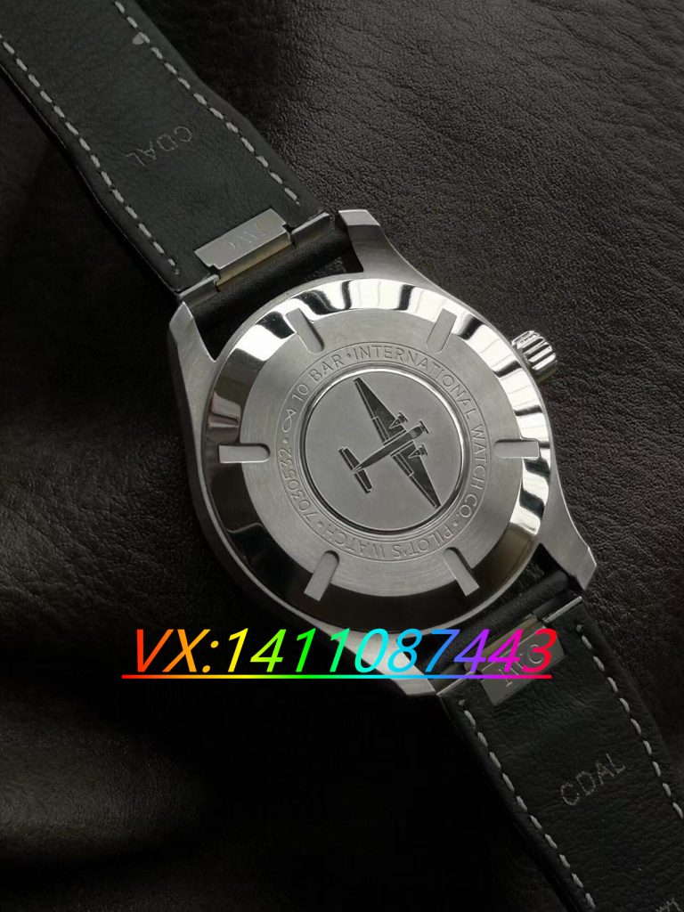 深度解析V7廠馬克二十：海鷗2892與sw200機芯的對比分析！