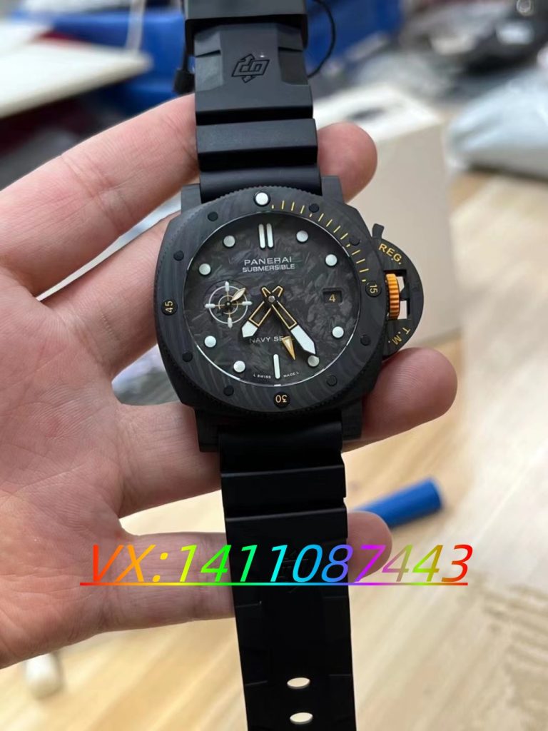 VS廠沛納海1324碳纖維搭載9011機(jī)芯做工細(xì)節(jié)評(píng)測(cè)
