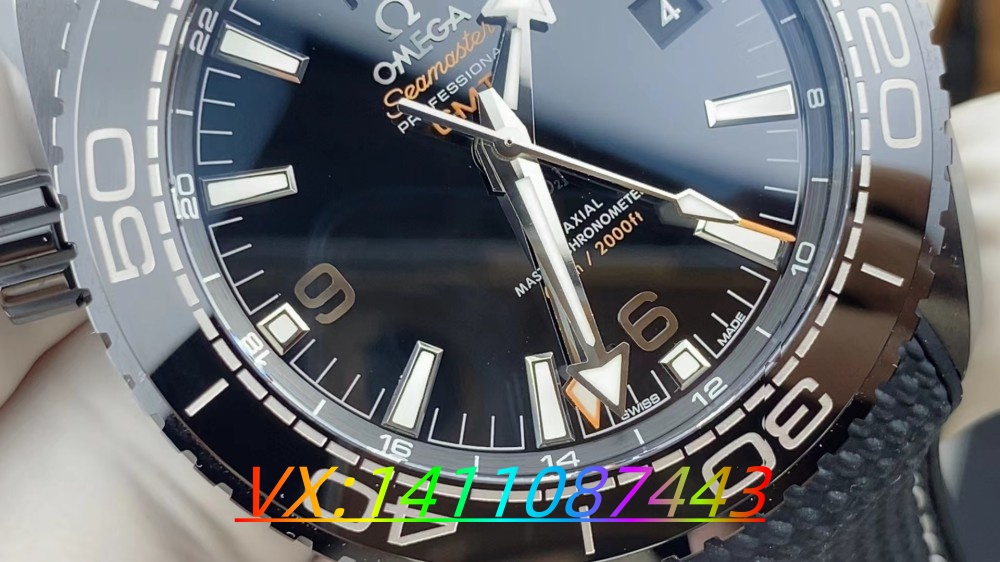 解析VS廠歐米茄深海之黑8906機(jī)芯的卓越性能與做工細(xì)節(jié)?