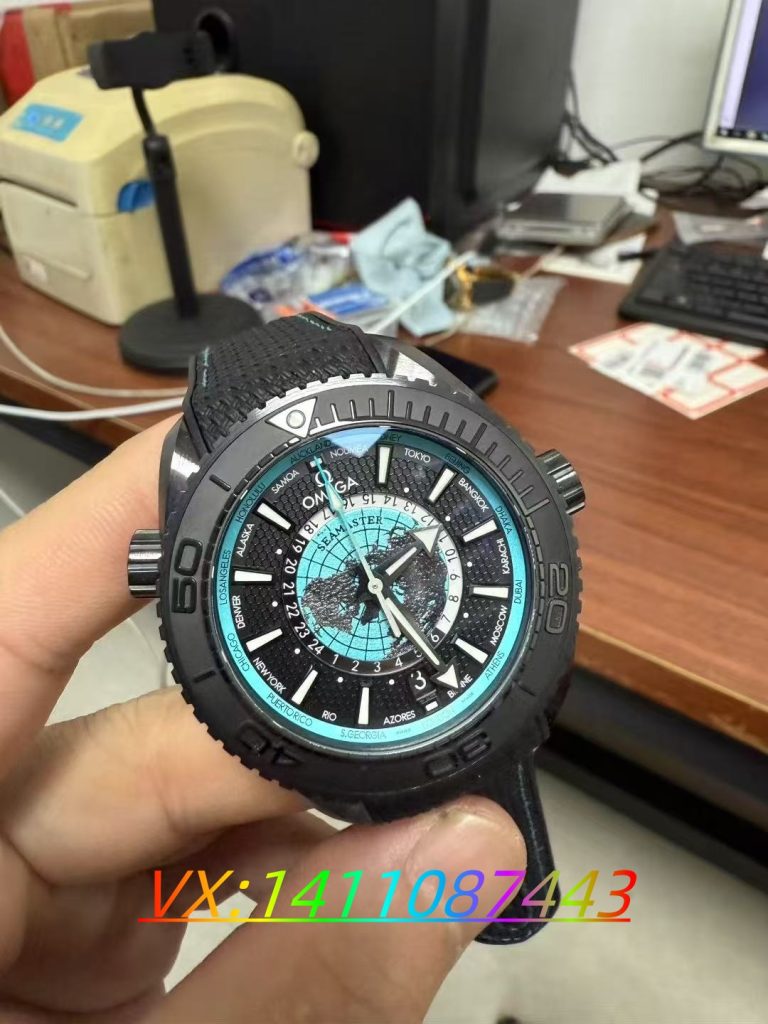 VS廠新品Seamaster系列腕表評測:20周年的炫酷巨作?