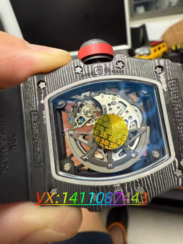 Aps理查德RM35-02復刻表深度評測:ntpt表殼與無卡度機芯的卓越融合?